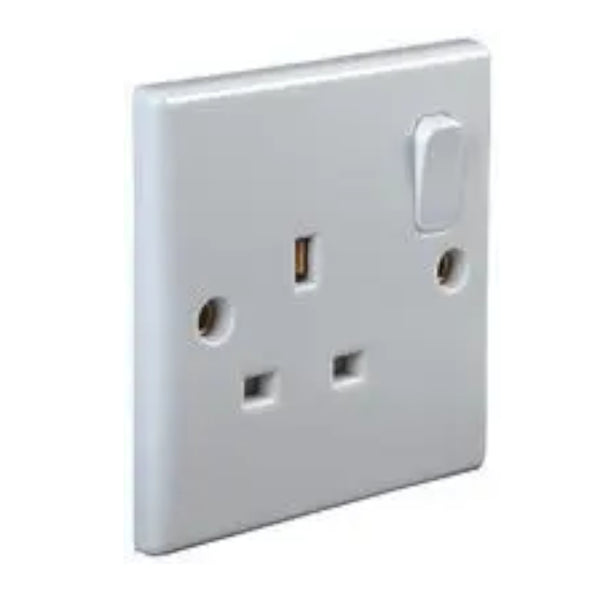 Single Plug Electrical Wall Socket with Curved Edges